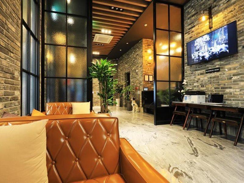 Uijeongbu Cloud Hotel Екстер'єр фото