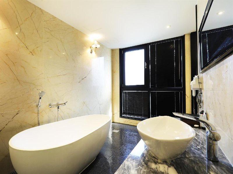 Uijeongbu Cloud Hotel Екстер'єр фото