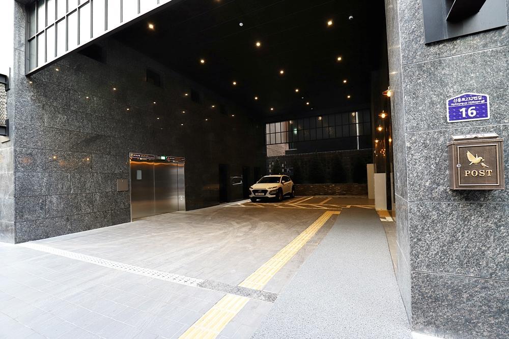 Uijeongbu Cloud Hotel Екстер'єр фото