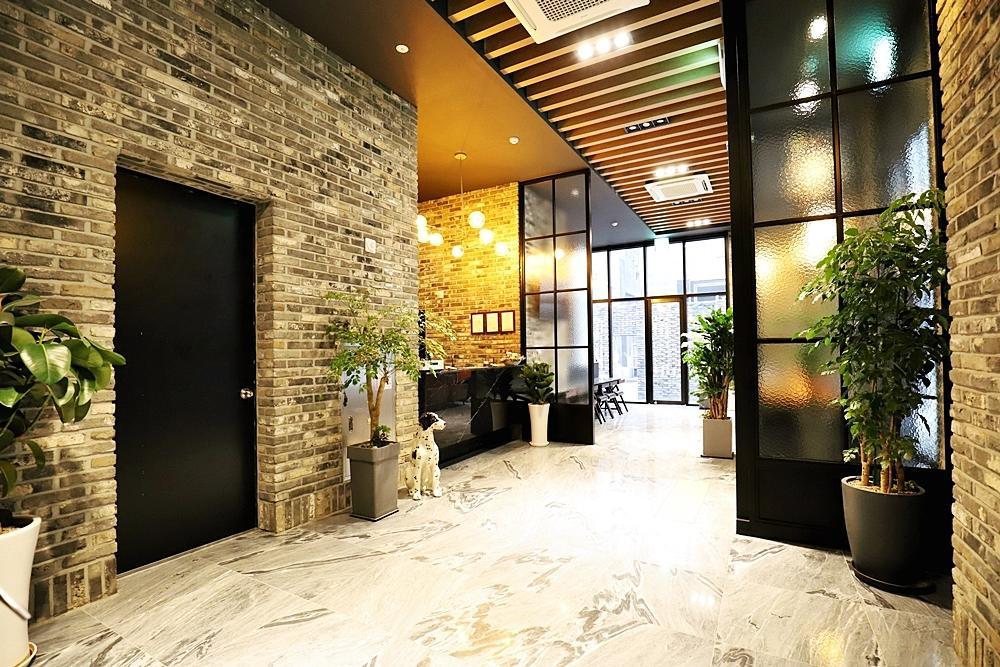 Uijeongbu Cloud Hotel Екстер'єр фото